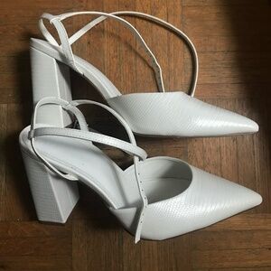 Chaussure à Talon ASOS Wide fit US10